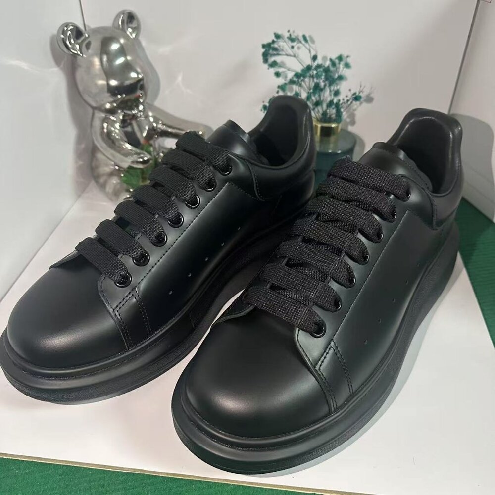 Alexander McQueen Black Men's Sneakers